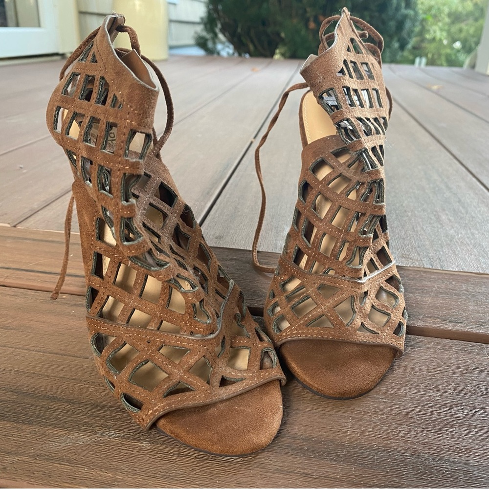 Express Heels